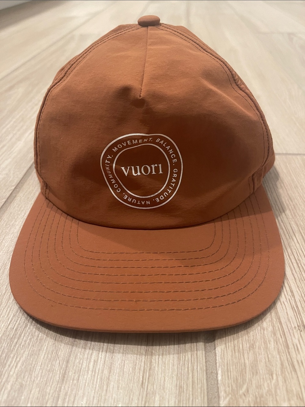 Vuori Men’s Gratitude SnapBack Hat in Mesa O/S V8034
